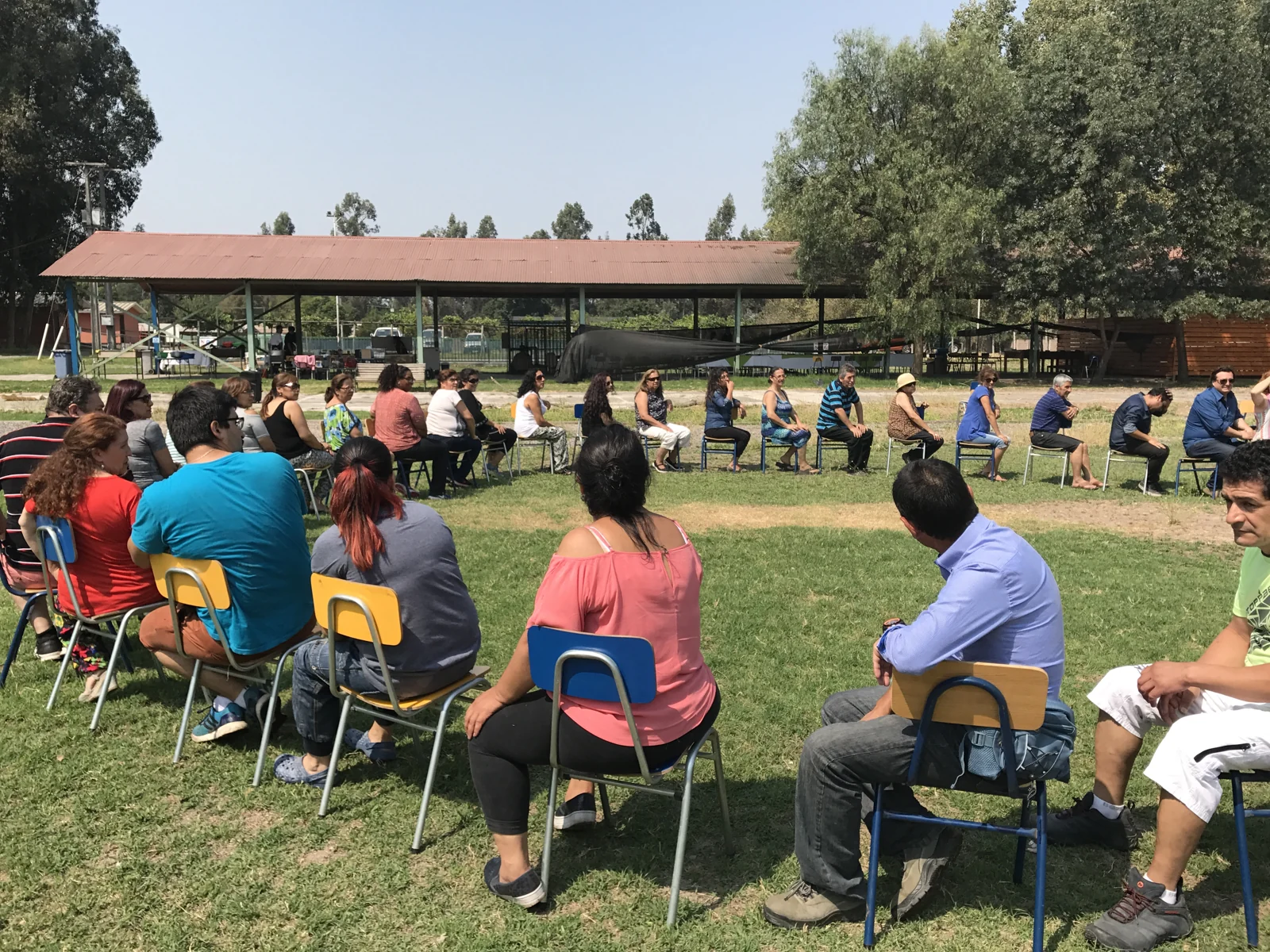Participantes en una dinámica outdoor de Training Workshop